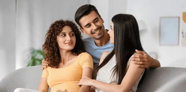 Polygamy 