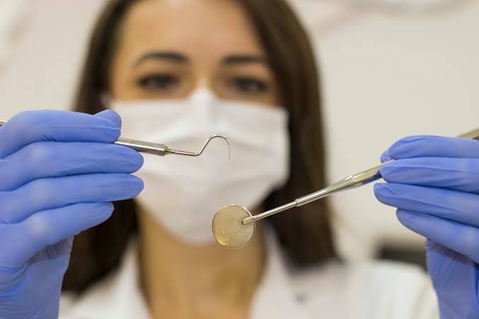 How Much Does a Dental Malpractice Lawyer Cost in California